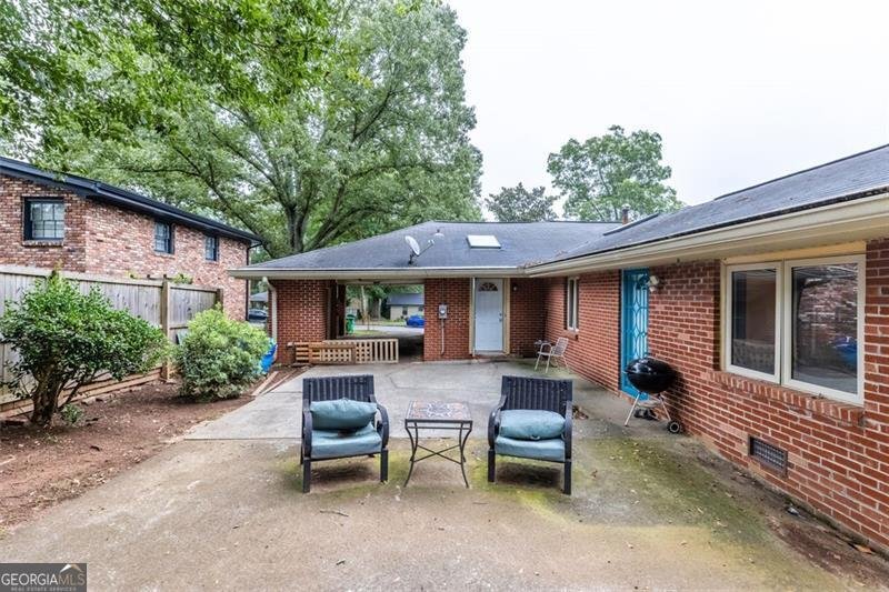 2171 EDGEMORE Drive Atlanta - 24