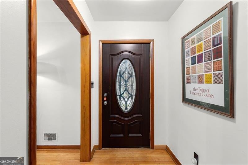 2171 EDGEMORE Drive Atlanta - 29