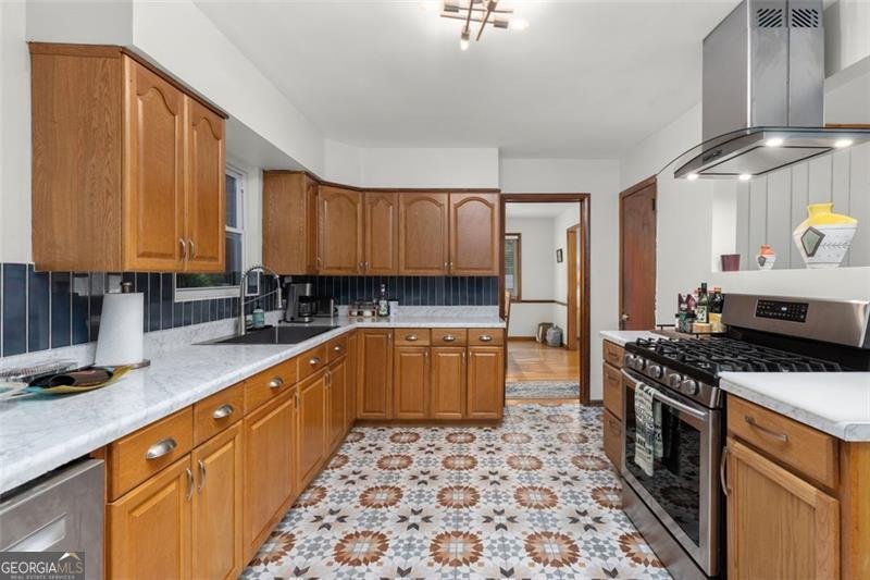 2171 EDGEMORE Drive Atlanta - 3