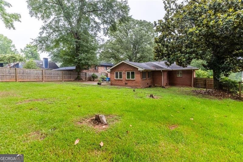 2171 EDGEMORE Drive Atlanta - 8