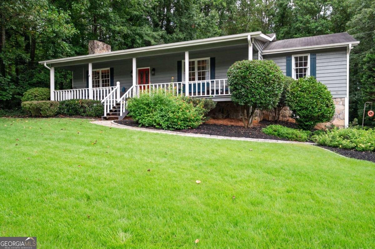 3225 Forest Creek Drive Marietta - 2