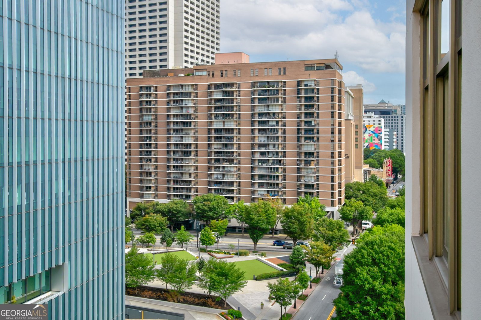 565 Peachtree Street Atlanta - 15
