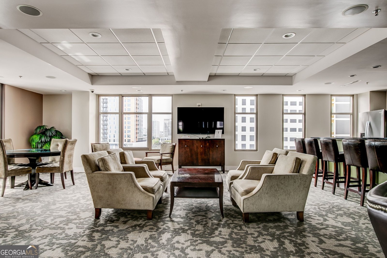 565 Peachtree Street Atlanta - 24
