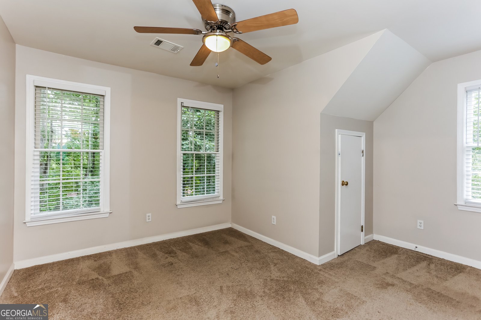 606 Redbud Lane Stockbridge - 5