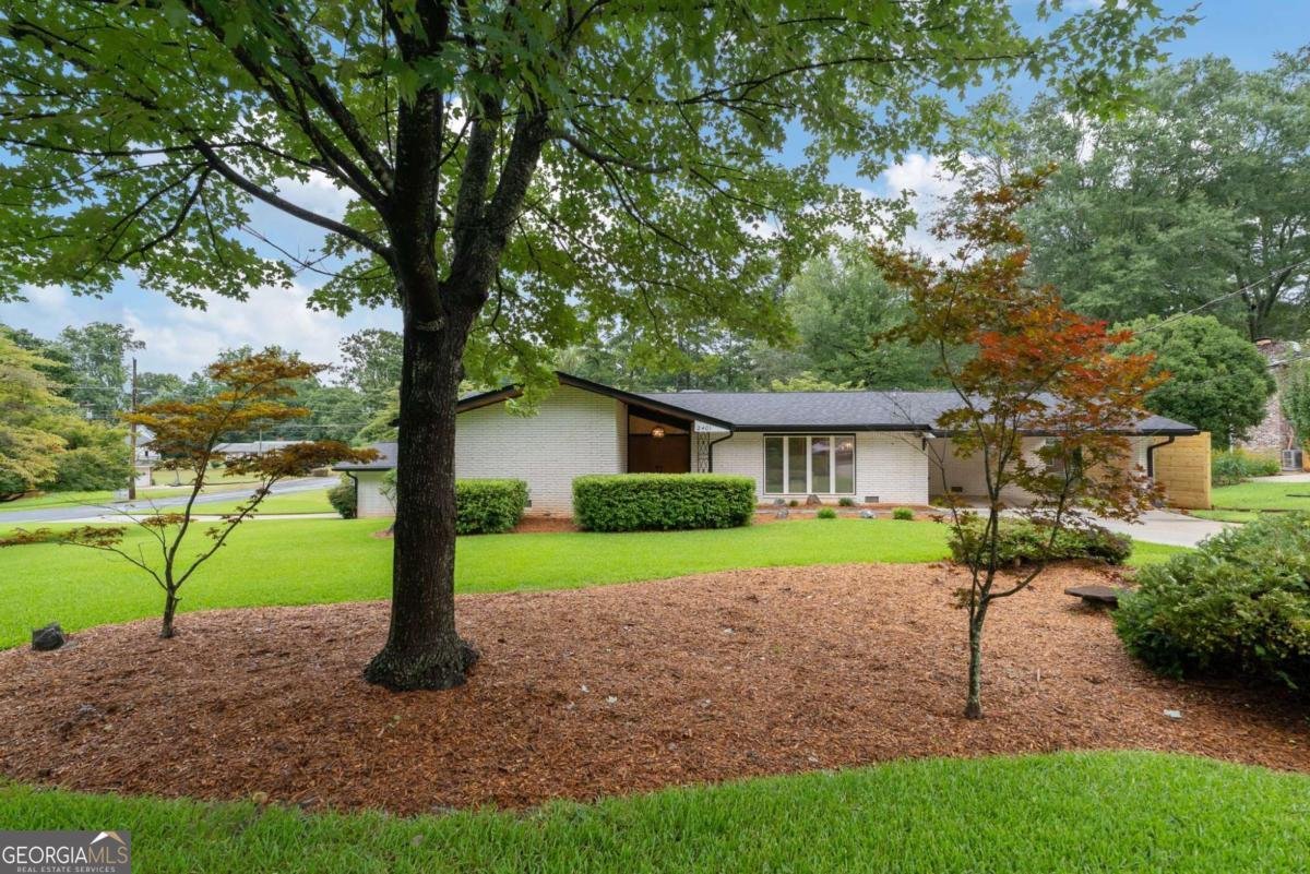 2401 Henderson Pines Court Tucker - 30