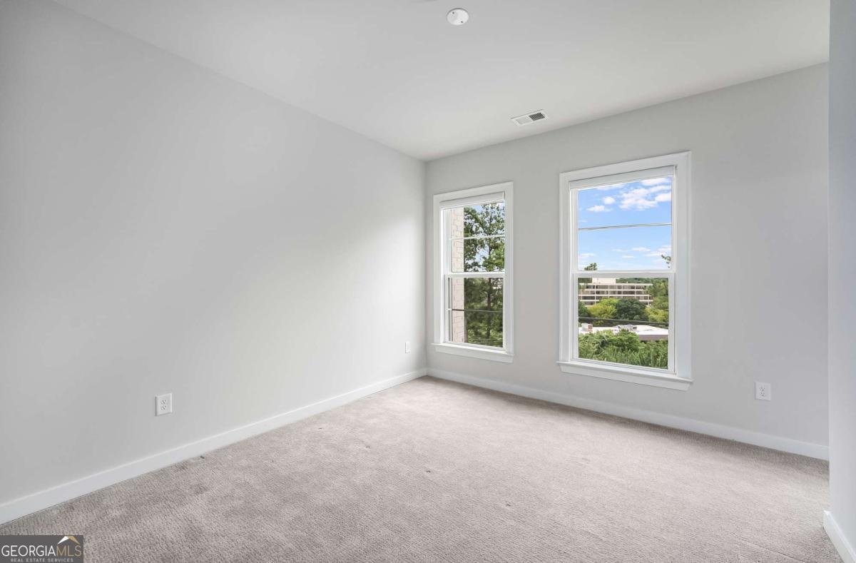 517 Whitlox Road Atlanta - 35