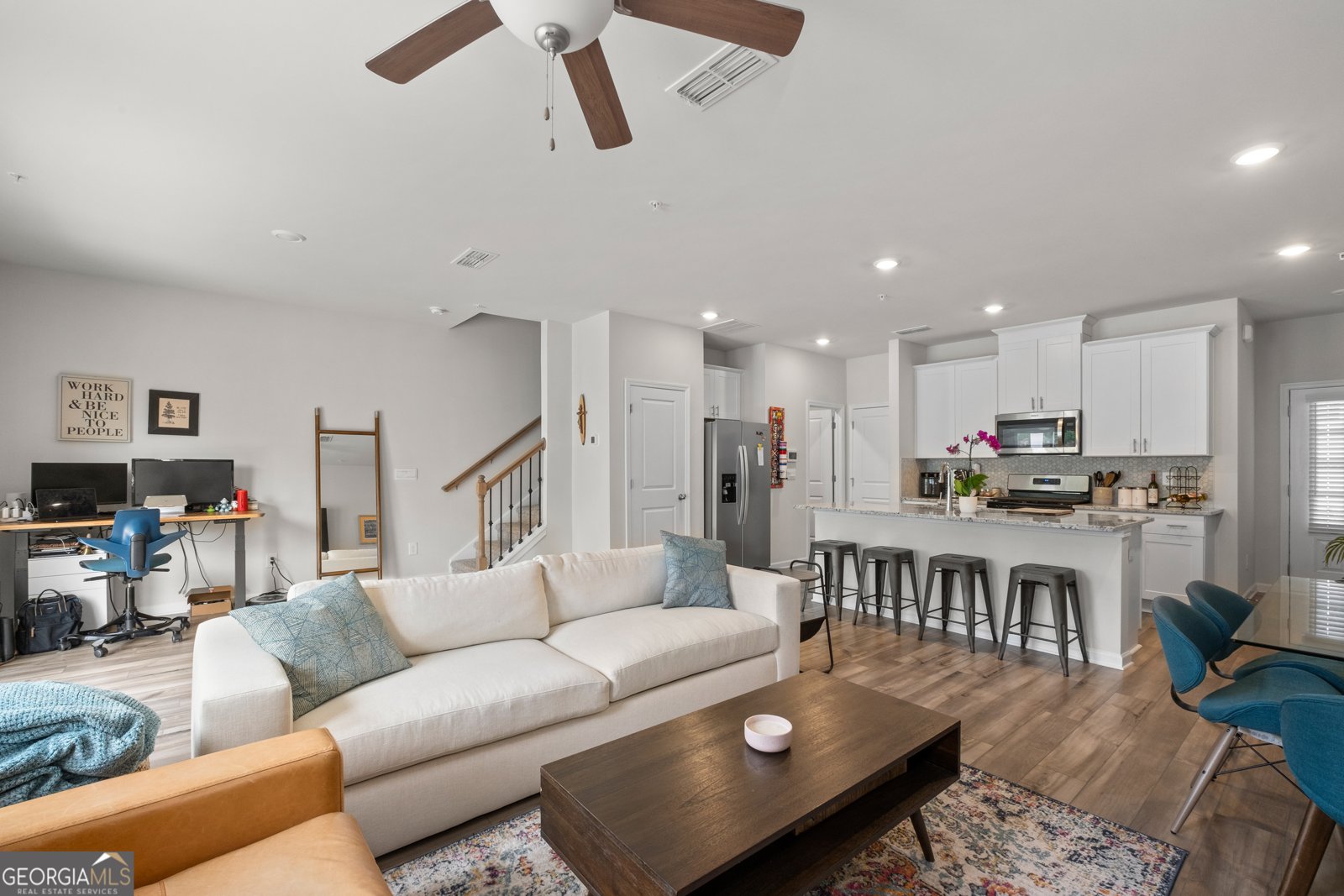 1729 HYSSOP Boulevard Mableton - 11