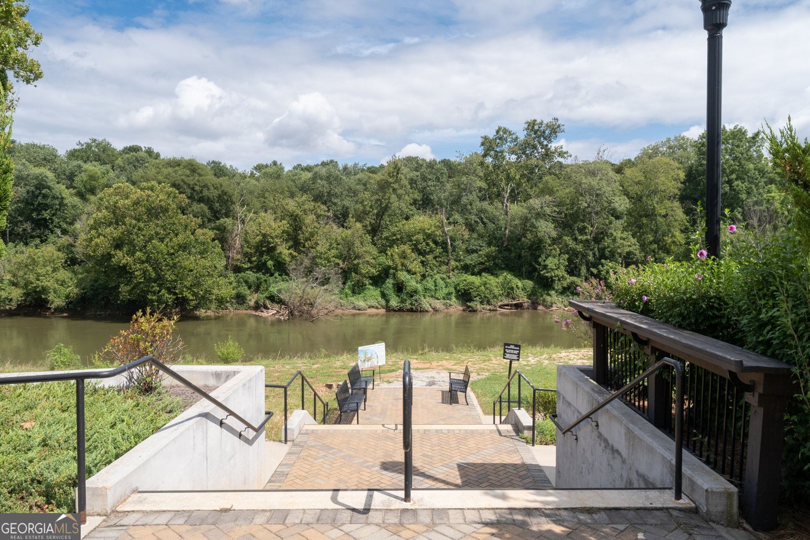1729 HYSSOP Boulevard Mableton - 38