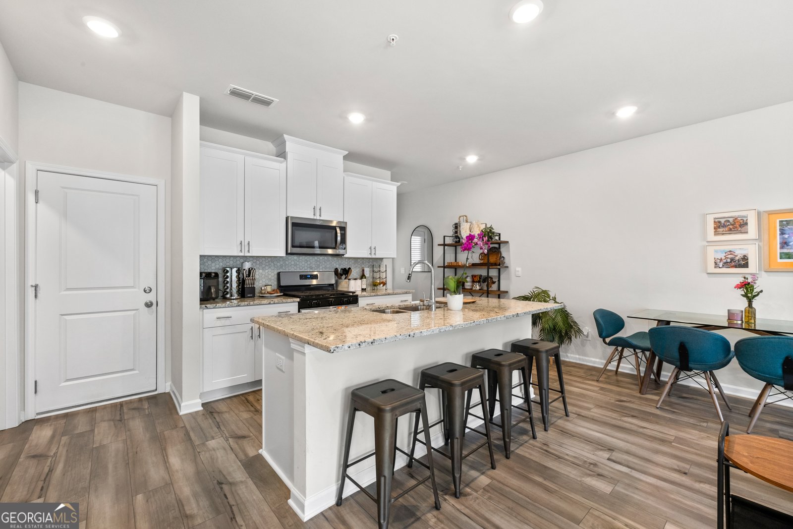1729 HYSSOP Boulevard Mableton - 7
