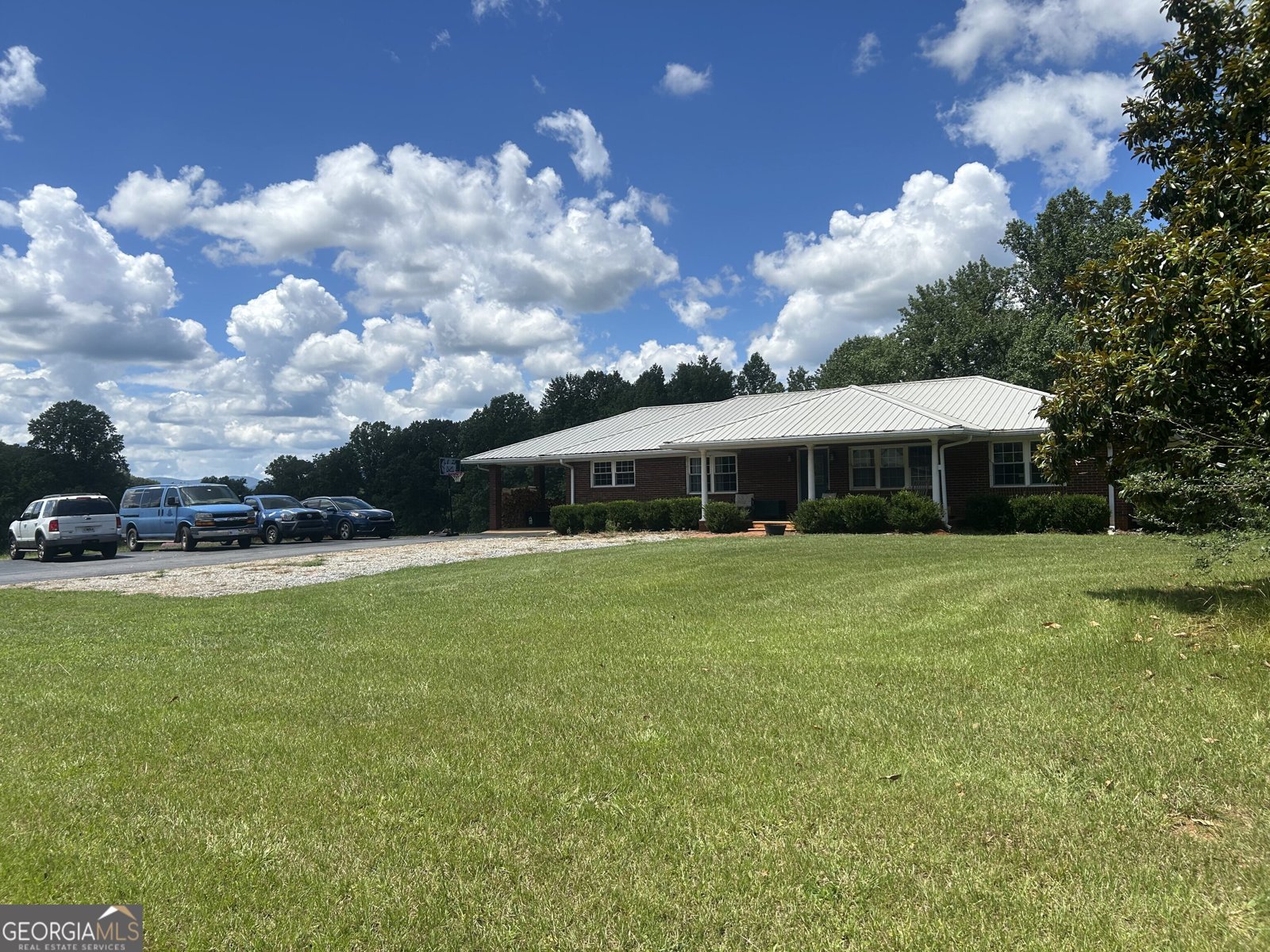 4039 Highway 19 Dahlonega - 50