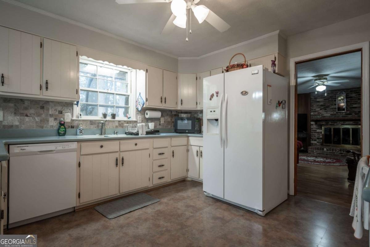 100 Hanover Drive Bogart - 11