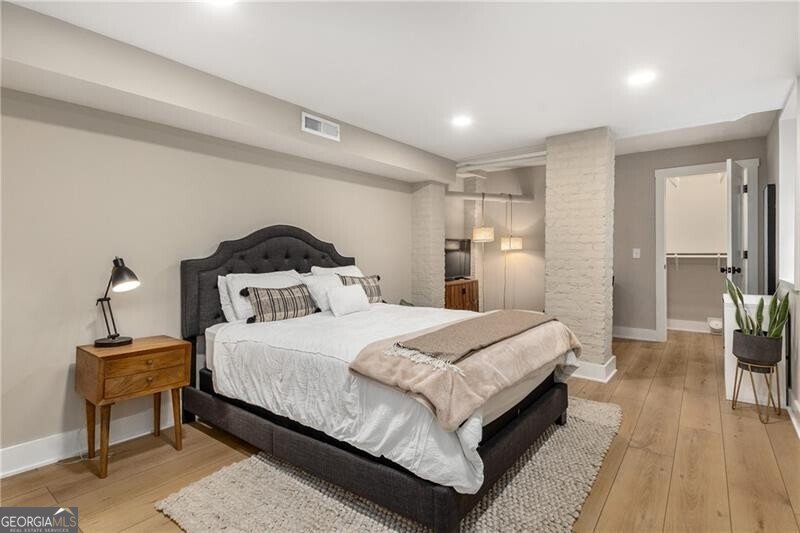 1665 Johnson Road Atlanta - 34