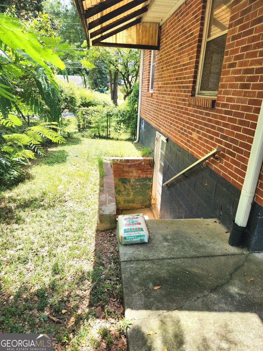 989 Oakview Drive Smyrna - 18