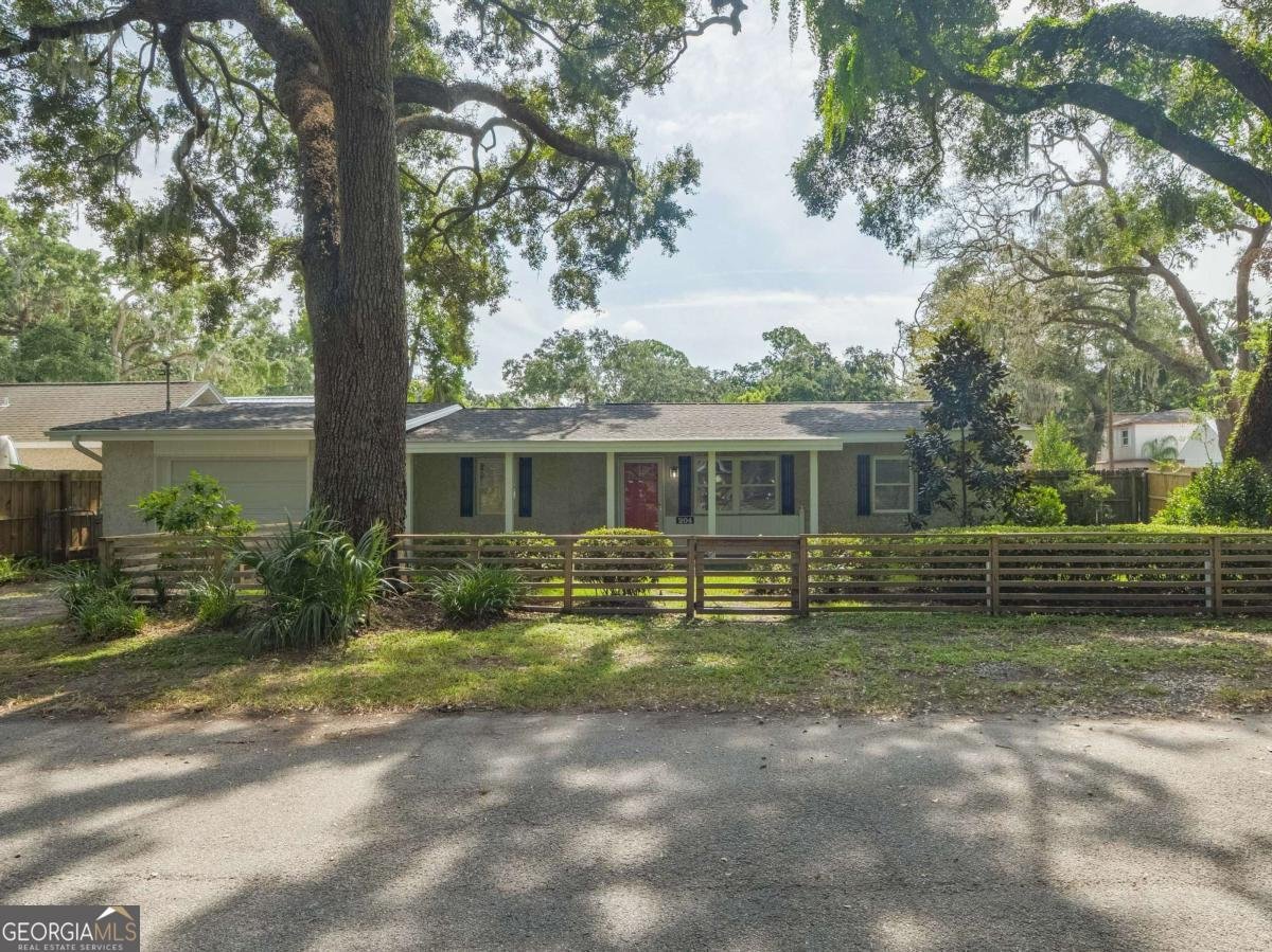 204 Fourth Avenue St. Simons - 1