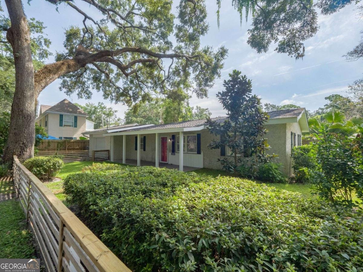 204 Fourth Avenue St. Simons - 2