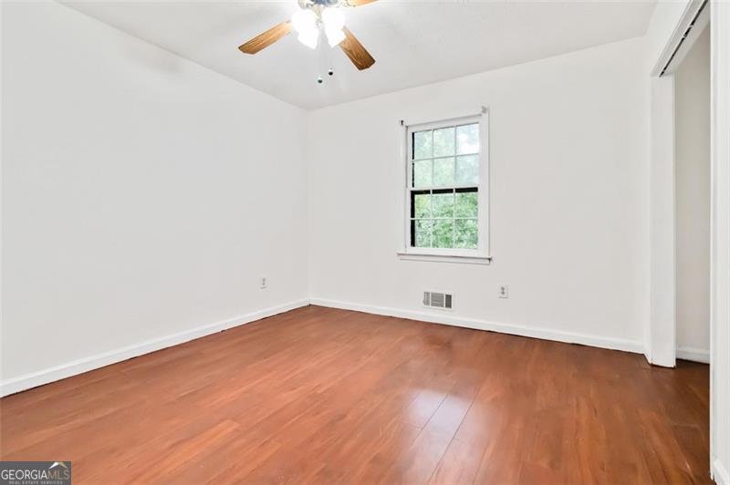 488 RUSSELL Lawrenceville - 11