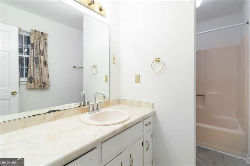 488 RUSSELL Lawrenceville - 14