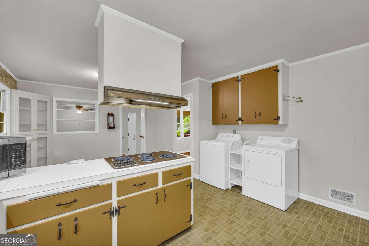 411 College Circle Athens - 14