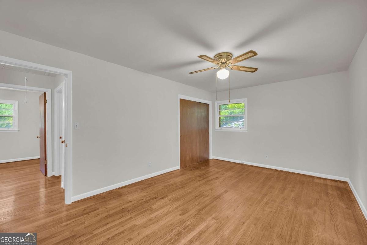 411 College Circle Athens - 19
