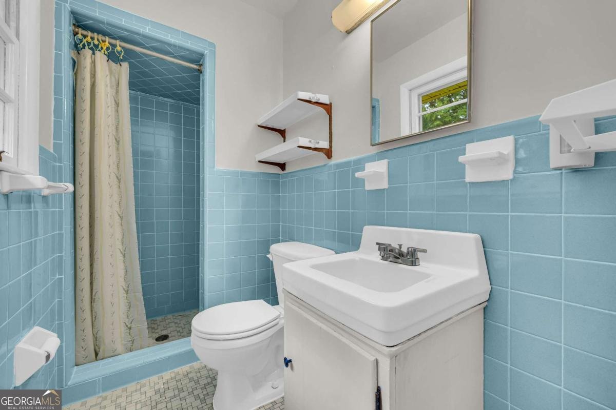 411 College Circle Athens - 20