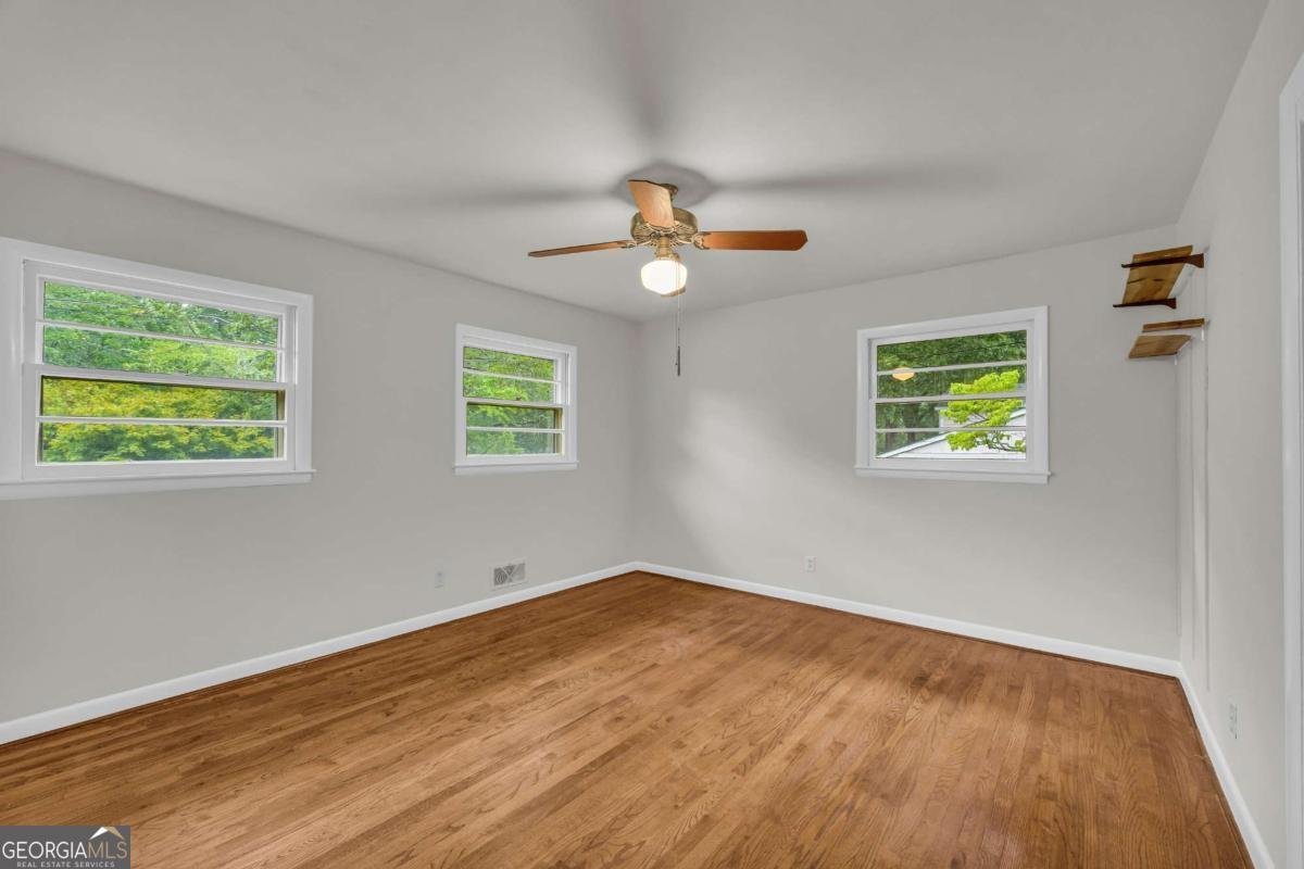 411 College Circle Athens - 24