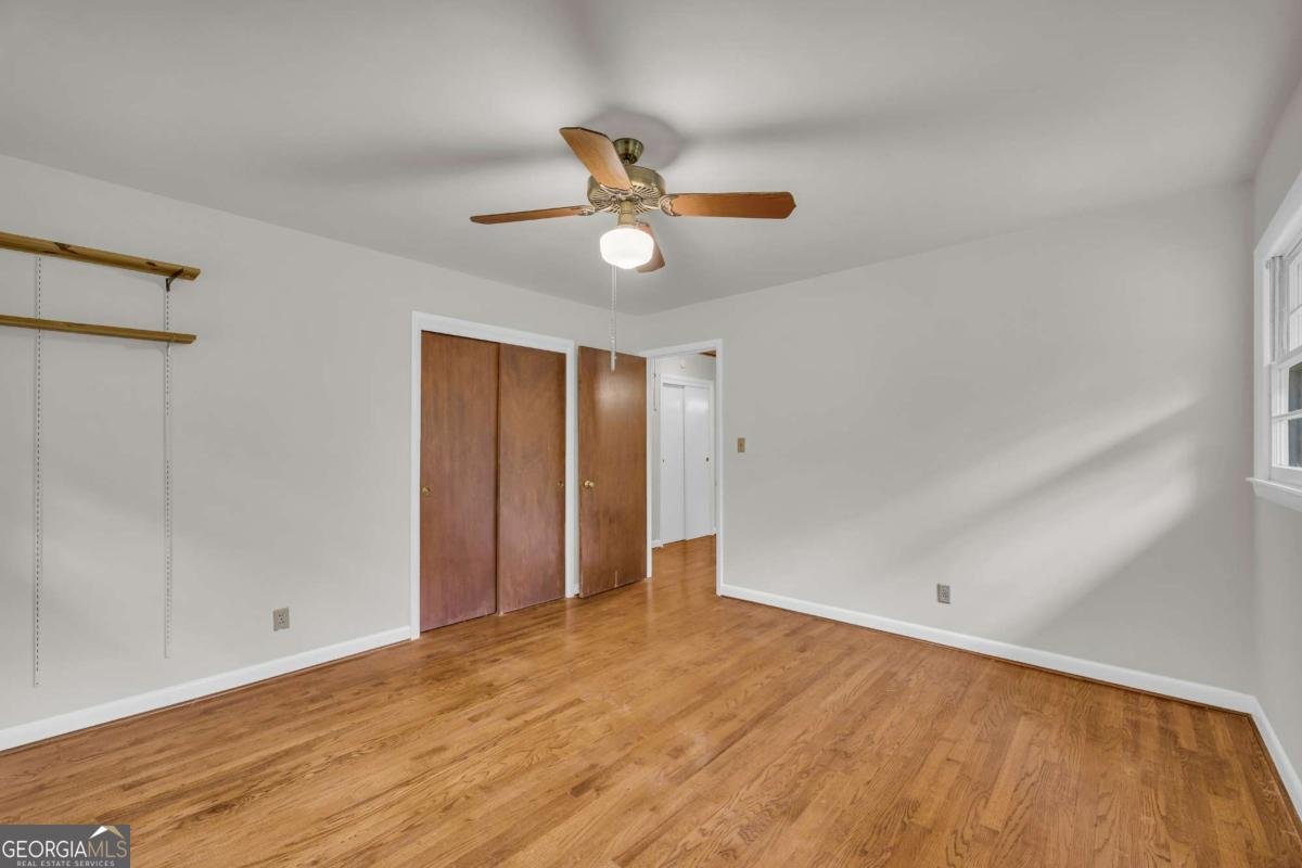 411 College Circle Athens - 25