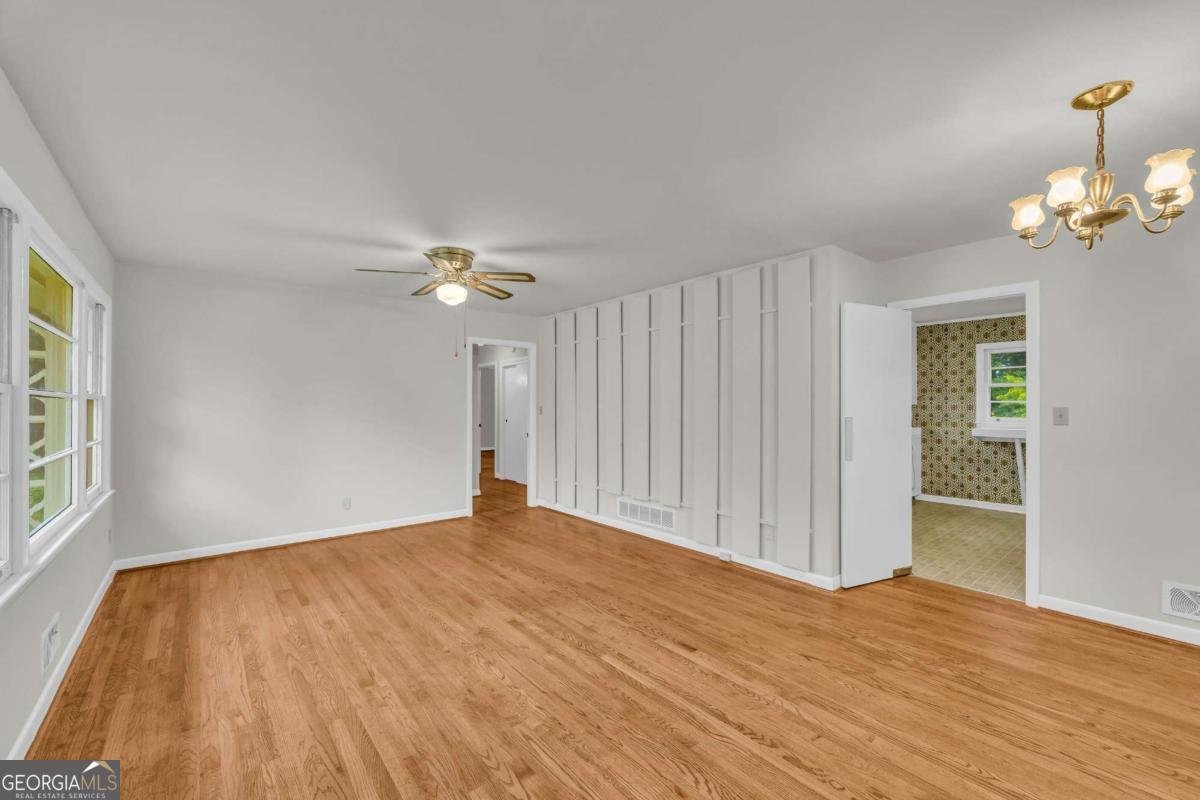 411 College Circle Athens - 3