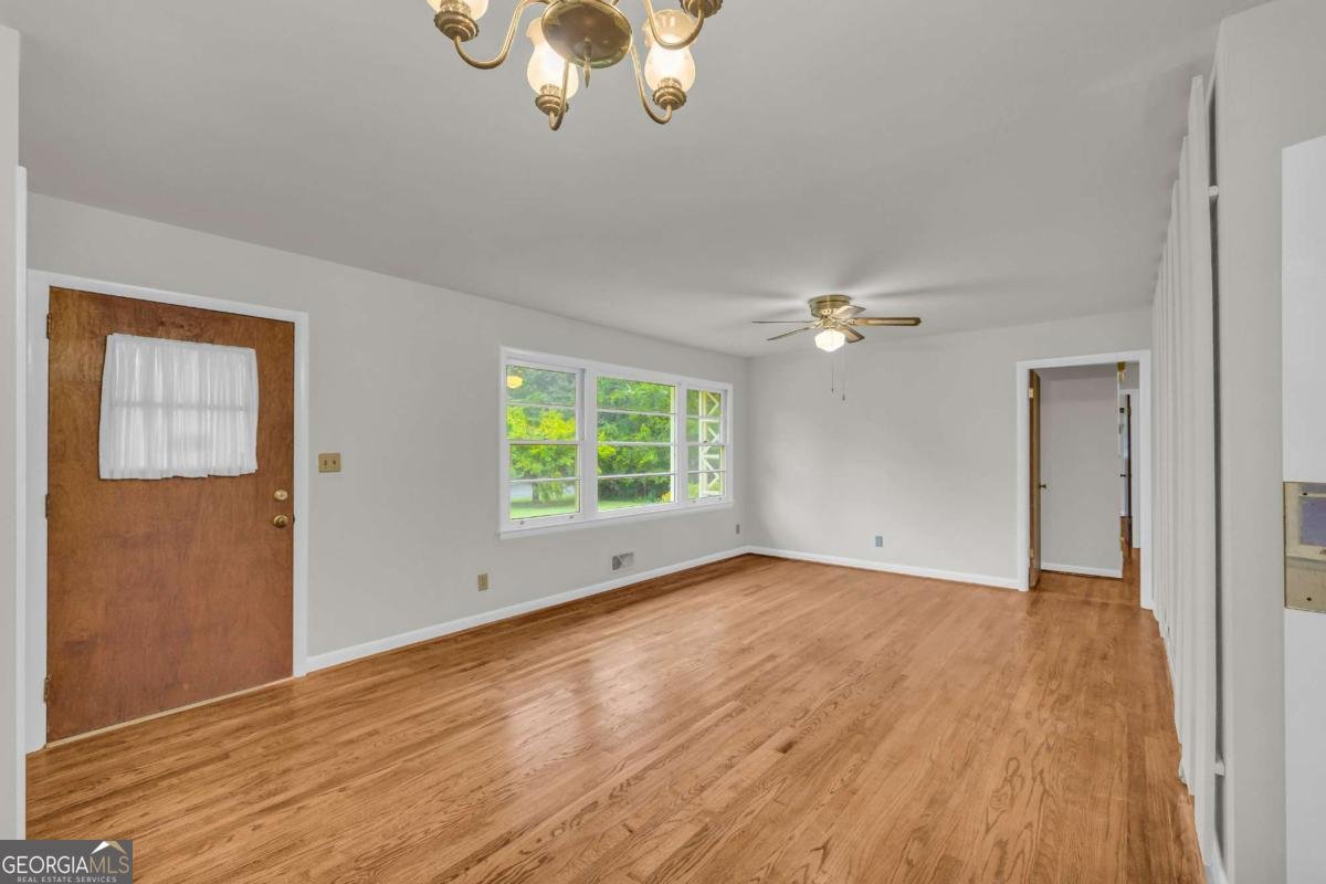 411 College Circle Athens - 4