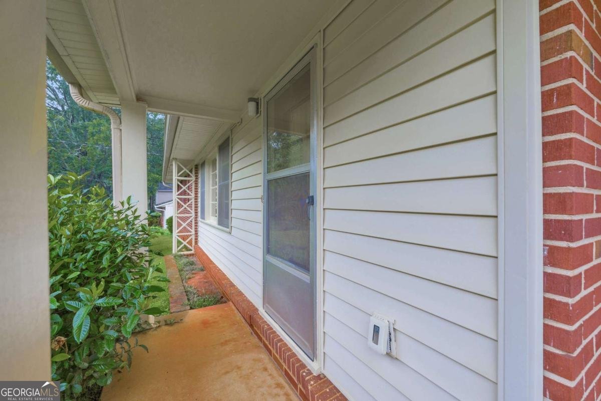 411 College Circle Athens - Photo 46