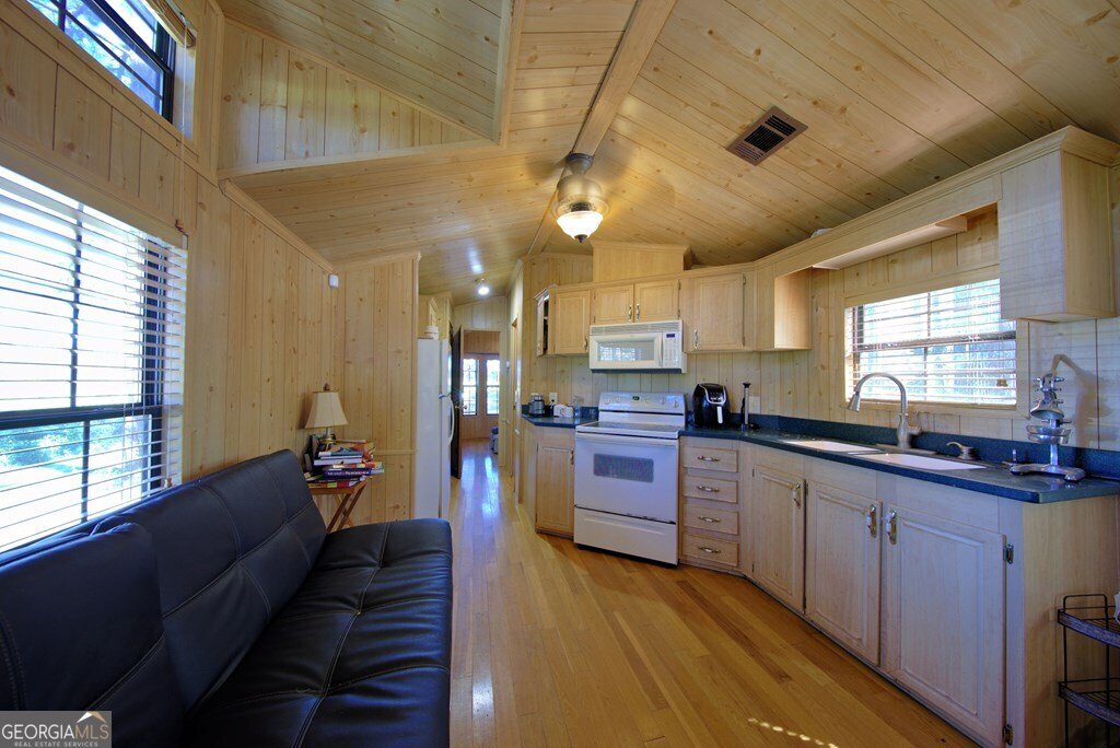 1136 Nesbitt Road Pavo - 11