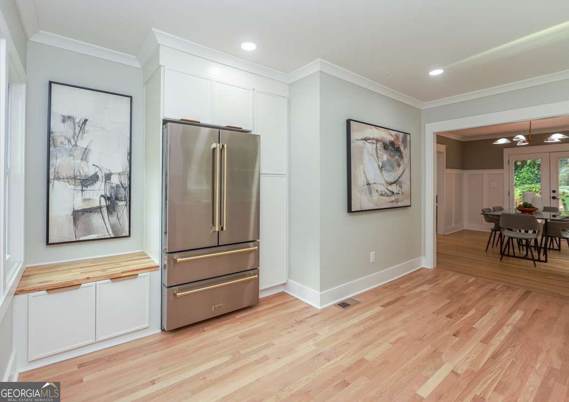 2908 N  Hills Drive Atlanta - 17