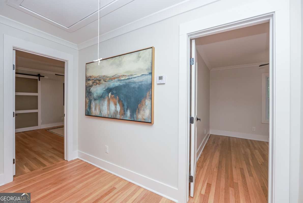 2908 N  Hills Drive Atlanta - 22