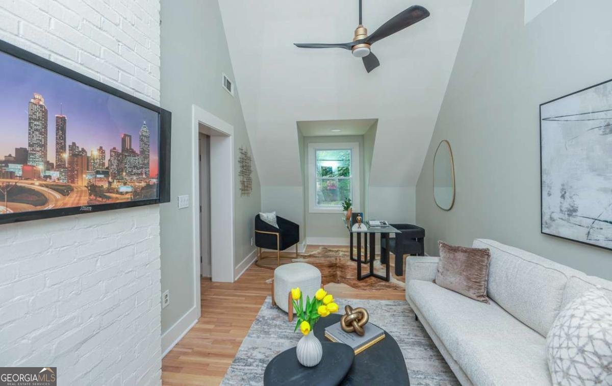 2908 N  Hills Drive Atlanta - 42