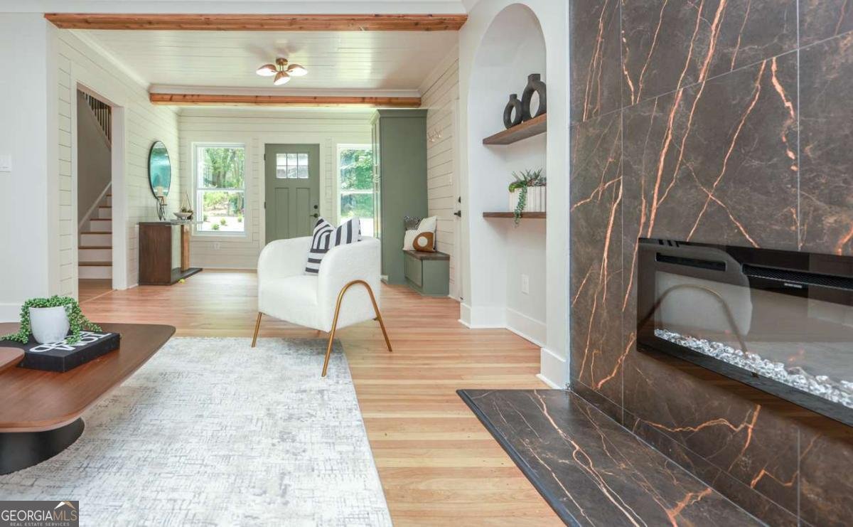 2908 N  Hills Drive Atlanta - 5