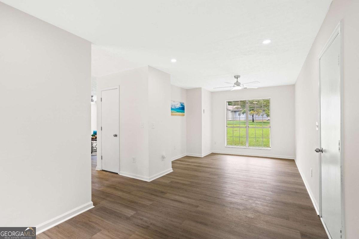 1481 Saint Dunstans Road Lithonia - 15