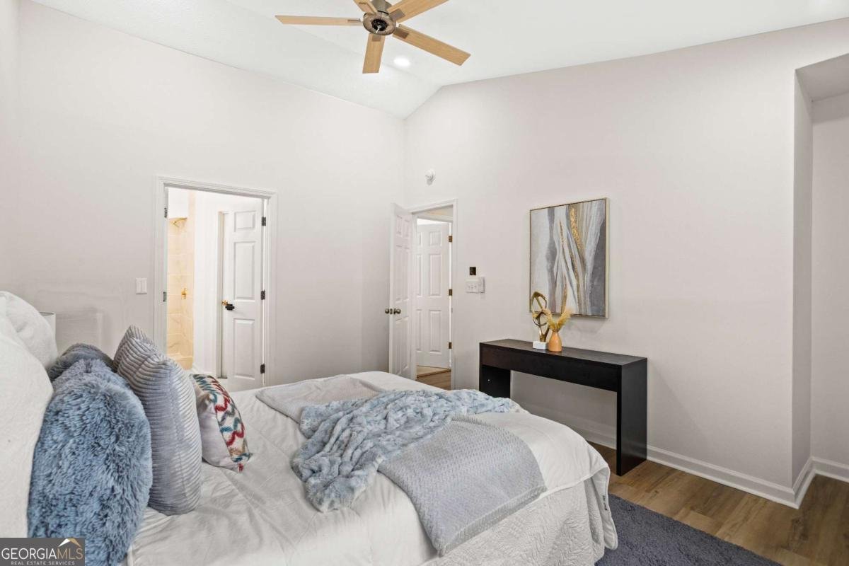 1481 Saint Dunstans Road Lithonia - 23