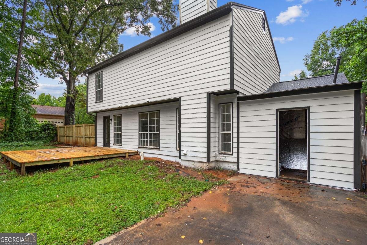 1481 Saint Dunstans Road Lithonia - 40