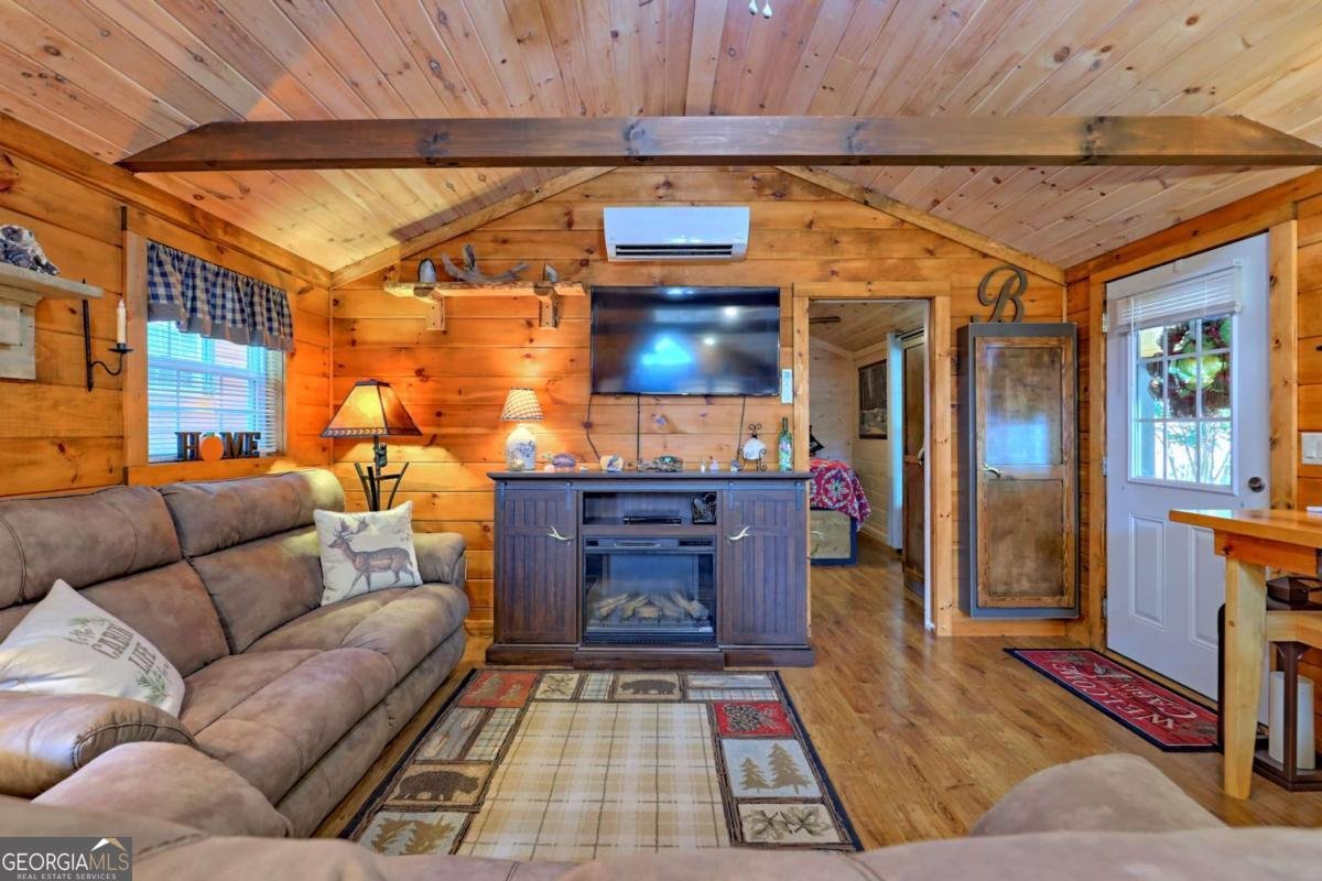 656 River Vista Drive Dillard - 23