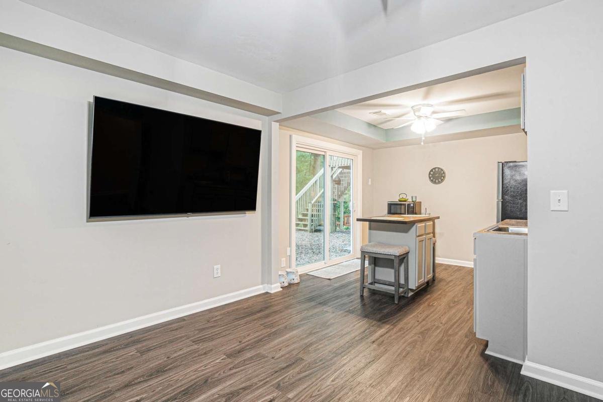 1428 White Oak Trace Loganville - 14