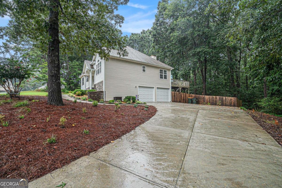 1428 White Oak Trace Loganville - 27