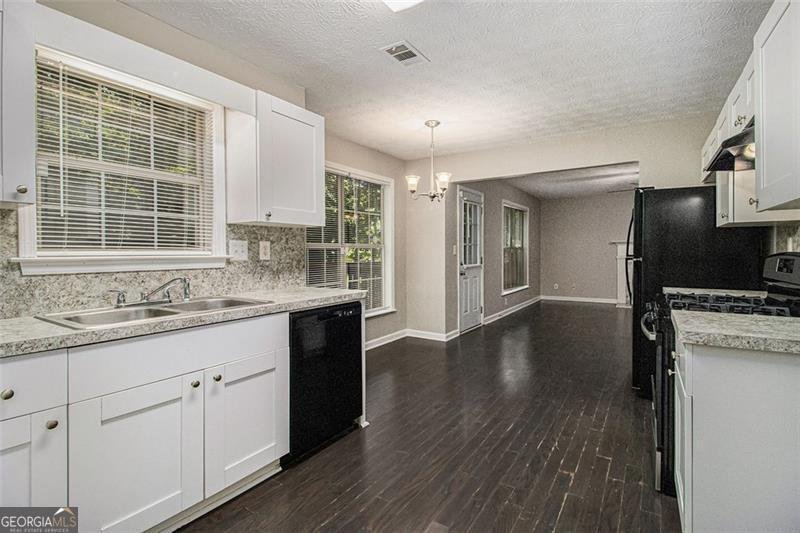 590 WATSON BAY Stone Mountain - 5