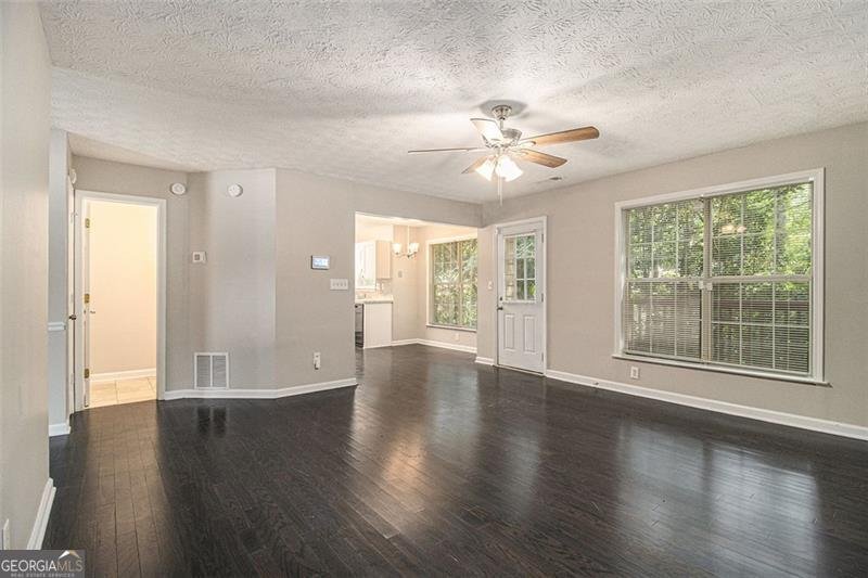590 WATSON BAY Stone Mountain - 9