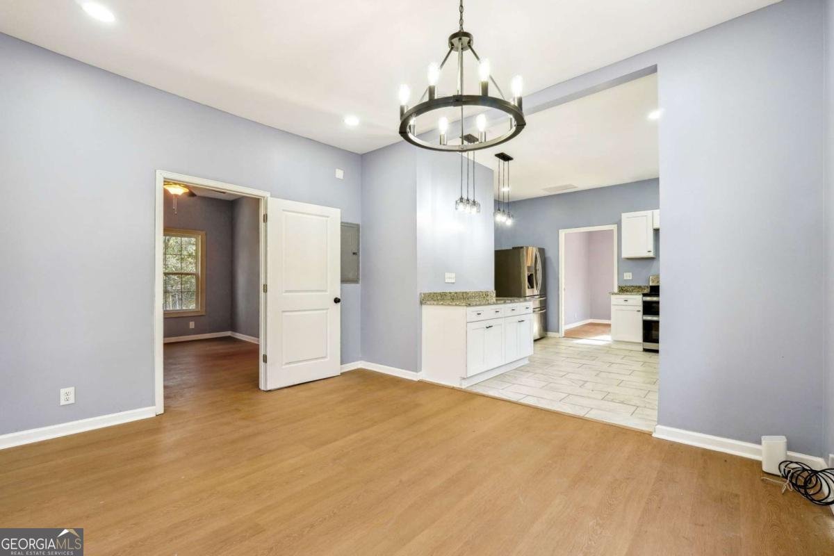 1382 Elizabeth Lane Atlanta - 23