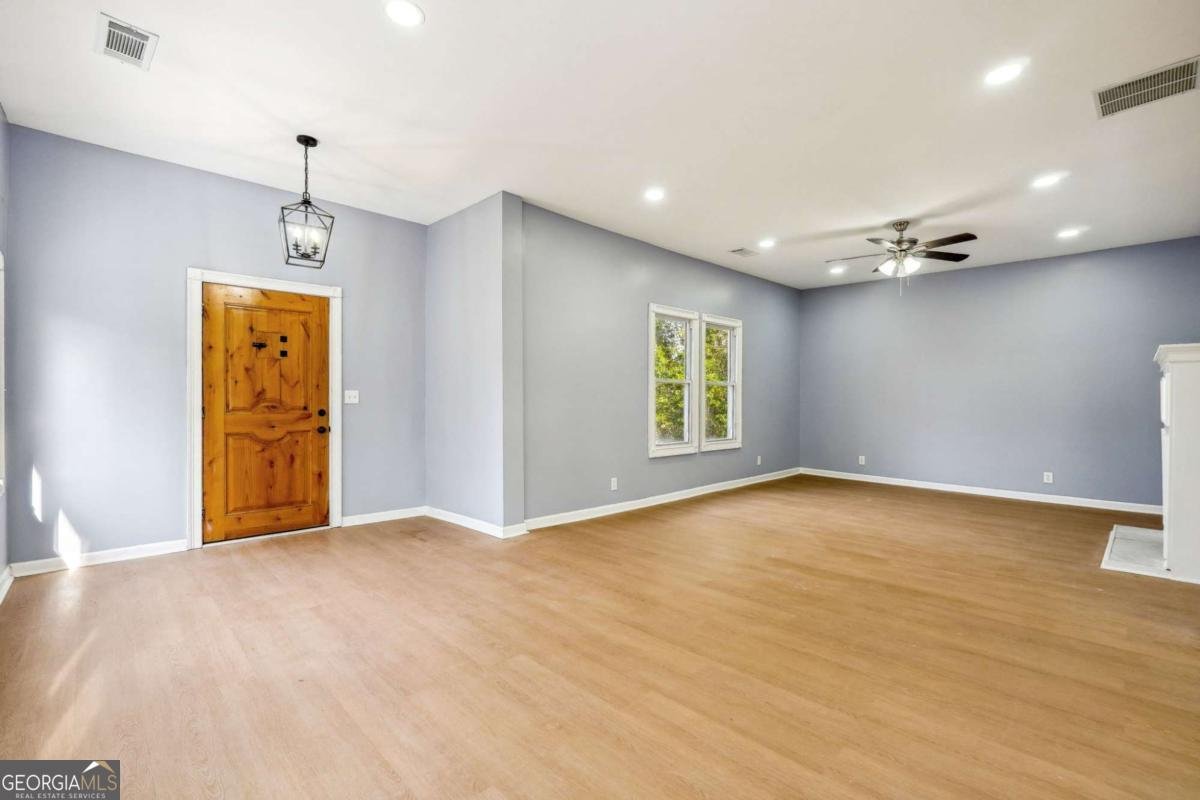 1382 Elizabeth Lane Atlanta - 24