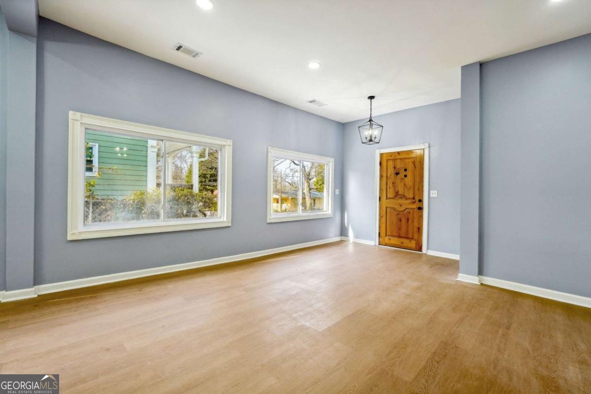 1382 Elizabeth Lane Atlanta - 25