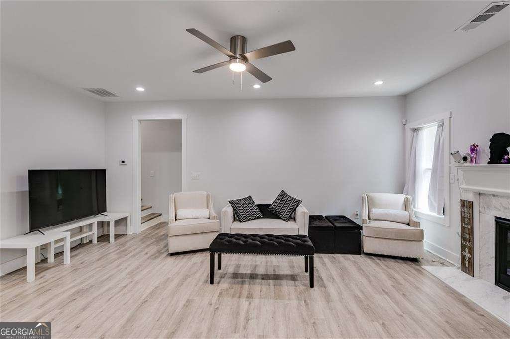 3350 Villa Lane Douglasville - 9