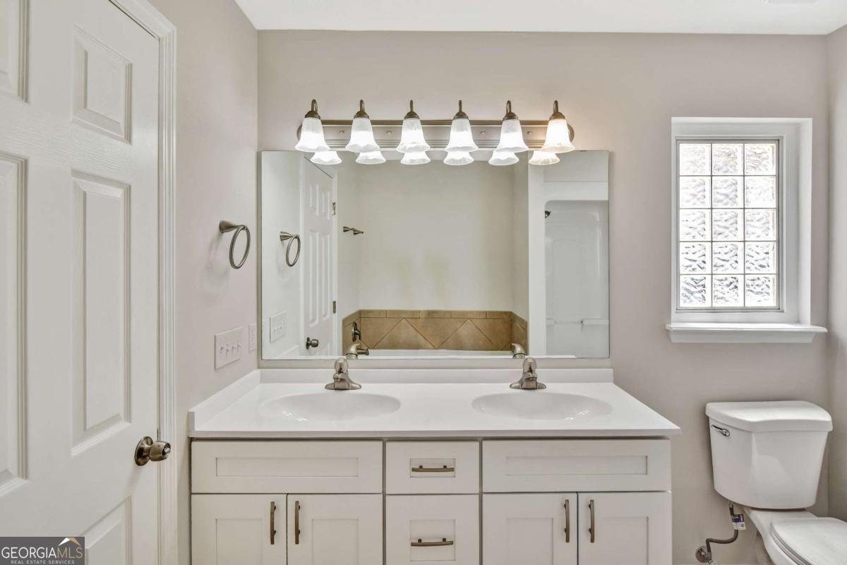 279 & 281 Windridge Drive Brunswick - 19