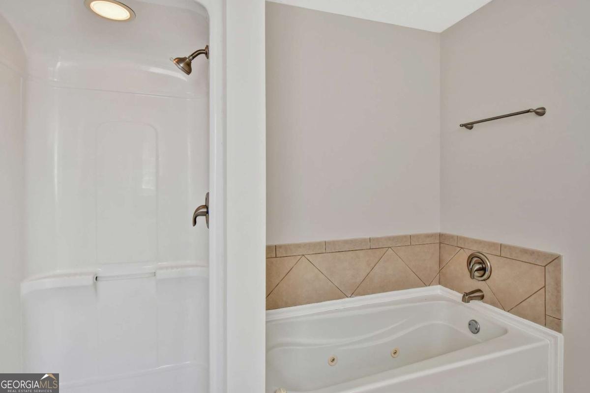 279 & 281 Windridge Drive Brunswick - 20