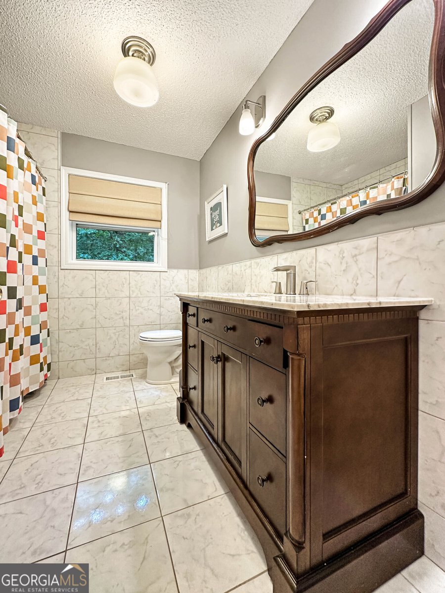 135 Farm Lane Fayetteville - 20