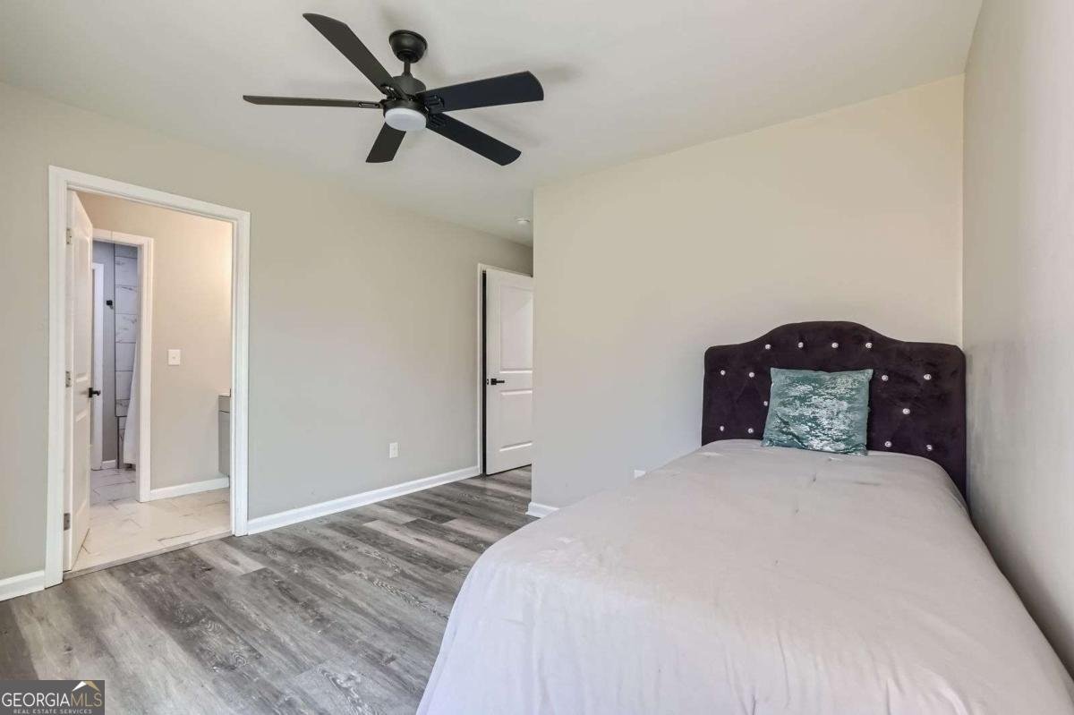 6004 Crofton Court Douglasville - 24